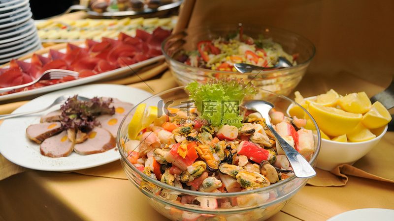 零食批发商绕开厂家直销报价的隐性成本